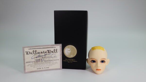 Dollmore / Lisa Head