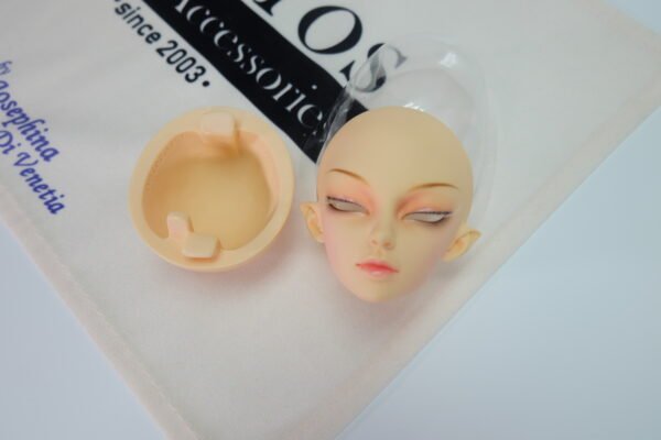 Fairyland / Feeple70 / Ashley Dreaming Vampire Head