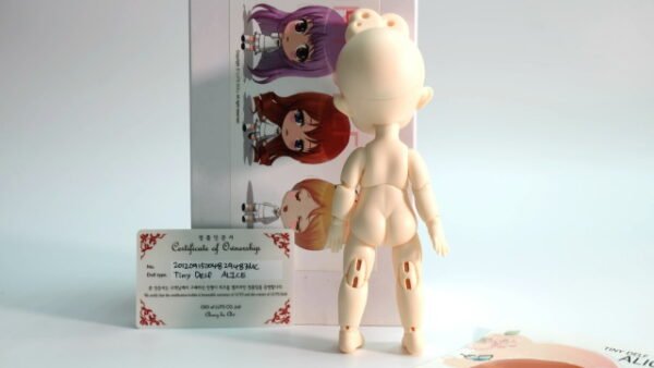 Luts / Tiny Delf / Alice