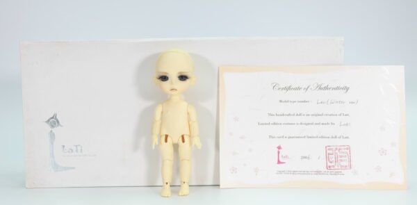 Lati / Yellow line / Lea (Winter ver.)