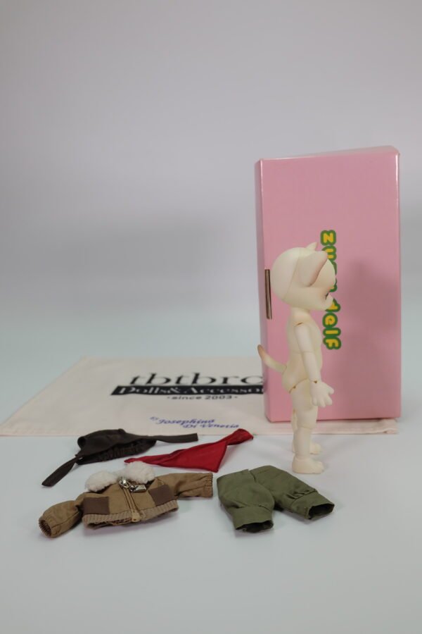 Luts / Zuzu Delf Papi / The Pilot