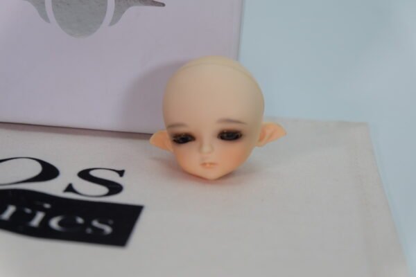 Lati / Yellow line / White skin elf ear head