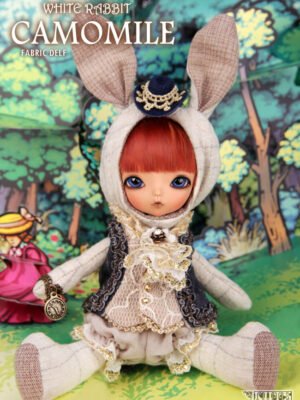Luts / Fabric Delf Camomile / White Rabbit