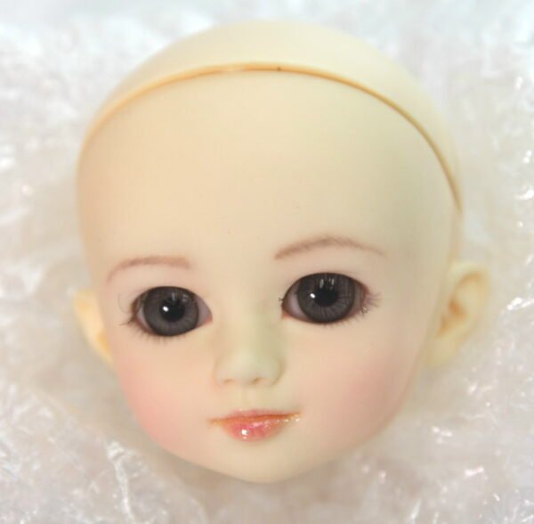 Luts / Mary (with extra sleeping head)