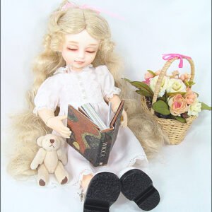 Luts / Mary (with make up)