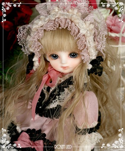 Rosenlied / Monday's Child / Olive for Christmas