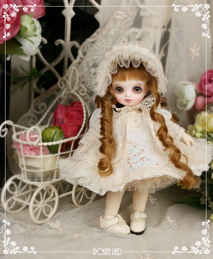 Rosenlied / Monday's Child / Mint Bonbon