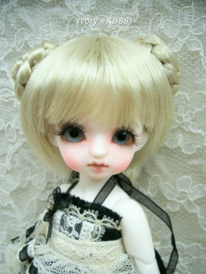 Wig / 5 inch / Chignon Short (Ivory #KB88)