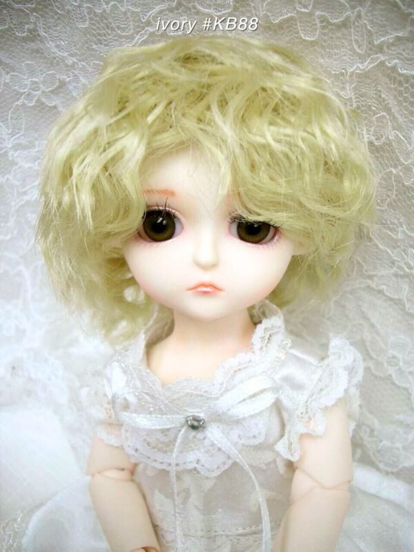 Wig / 6 inch / Short Curly (Ivory #KB88)