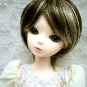 Wig / 7-8 inch / Short Bob with a tail (Brown-ivory #8/KB88HL)
