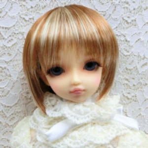 Wig / 7-8 inch / Short Bob with a tail (Lightbrown-ivory #27/613HL)