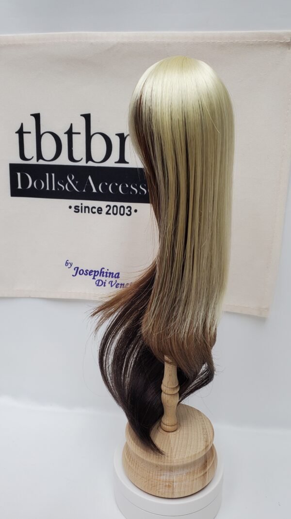 Wig / 8-9 inch / Long Gradation Layer (Ivory 3 layers #KB88/12/5)