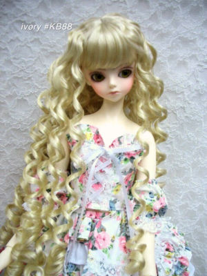 Wig / 9-10 inch / Volume Long Curly (Ivory #KB88)