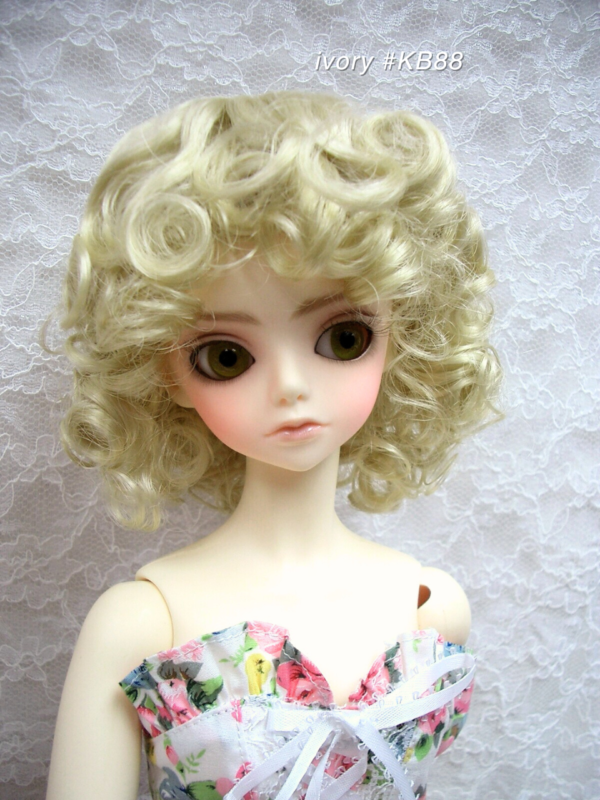 Wig / 9-10 inch / Short Curly (Ivory #KB88)