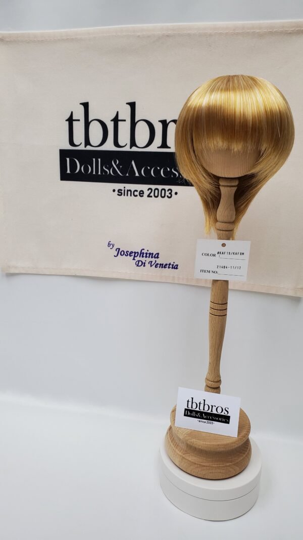 Wig / 11-12 inch / Short Bob with a tail (Goldmix #K19/K8M)