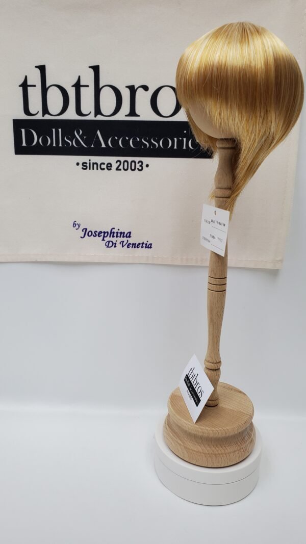 Wig / 11-12 inch / Short Bob with a tail (Goldmix #K19/K8M)