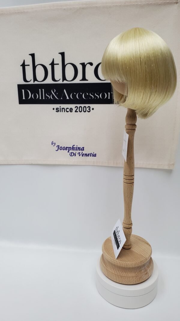 Wig / 11-12 inch / Short Bob (Ivory #KB88)