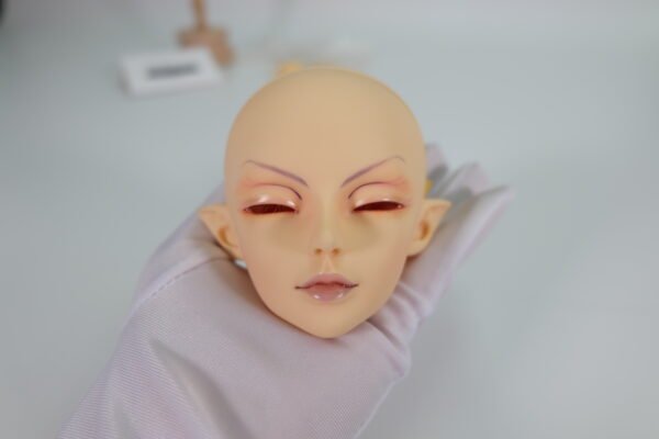 Luts / Lishe Elf / Dreaming Vampire Head (A)