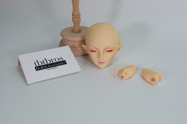 Luts / Lishe Elf / Dreaming Vampire Head (B)