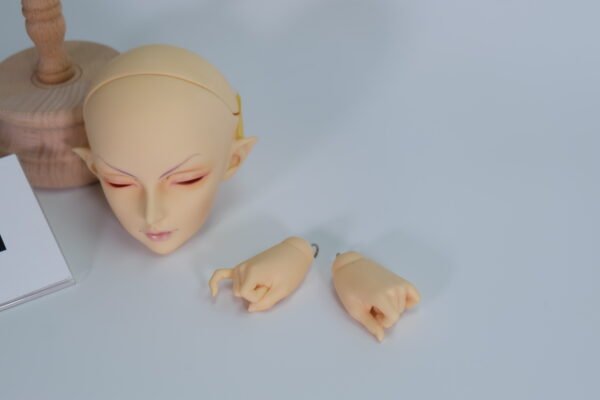 Luts / Lishe Elf / Dreaming Vampire Head (B)