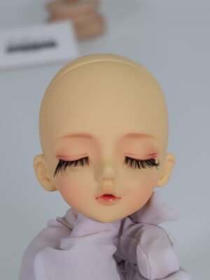 Lovely House / Looa Sleeping Head with Custom face-up