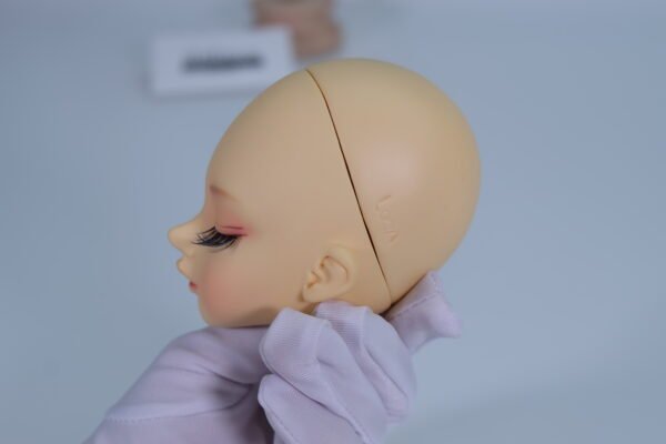 Lovely House / Looa Sleeping Head with Custom face-up