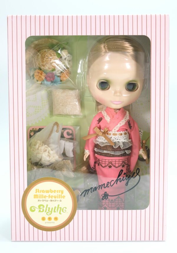 [Limited] Blythe / Strawberry Millefeuille