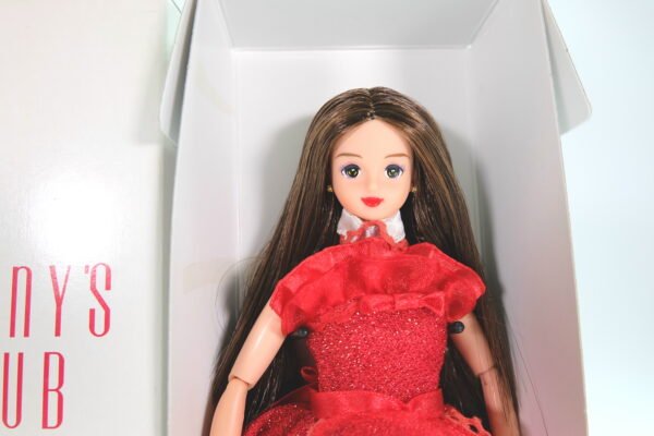 Jenny / Jenny's club / Original Doll / Naomi (Red dress)